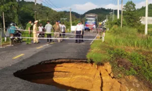 Đường nối Lâm Đồng - Bình Phước bị sụt lún