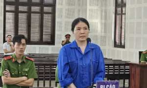 Dùng 19 sổ đỏ của người dân tại Văn phòng đăng ký đất đai để vay tiền